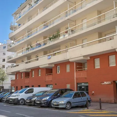 1 Bedroom In Center * Antibes