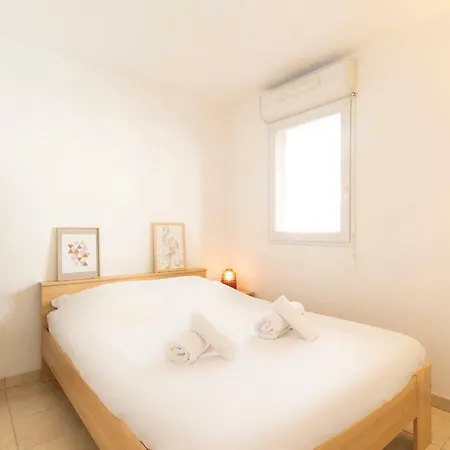 1 Bedroom In Center Antibes